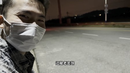221255g0d904jnsewebed6.jpg