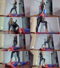 Spider Woman （Weronika） Loose To Black Panther （Ruslana） 4K